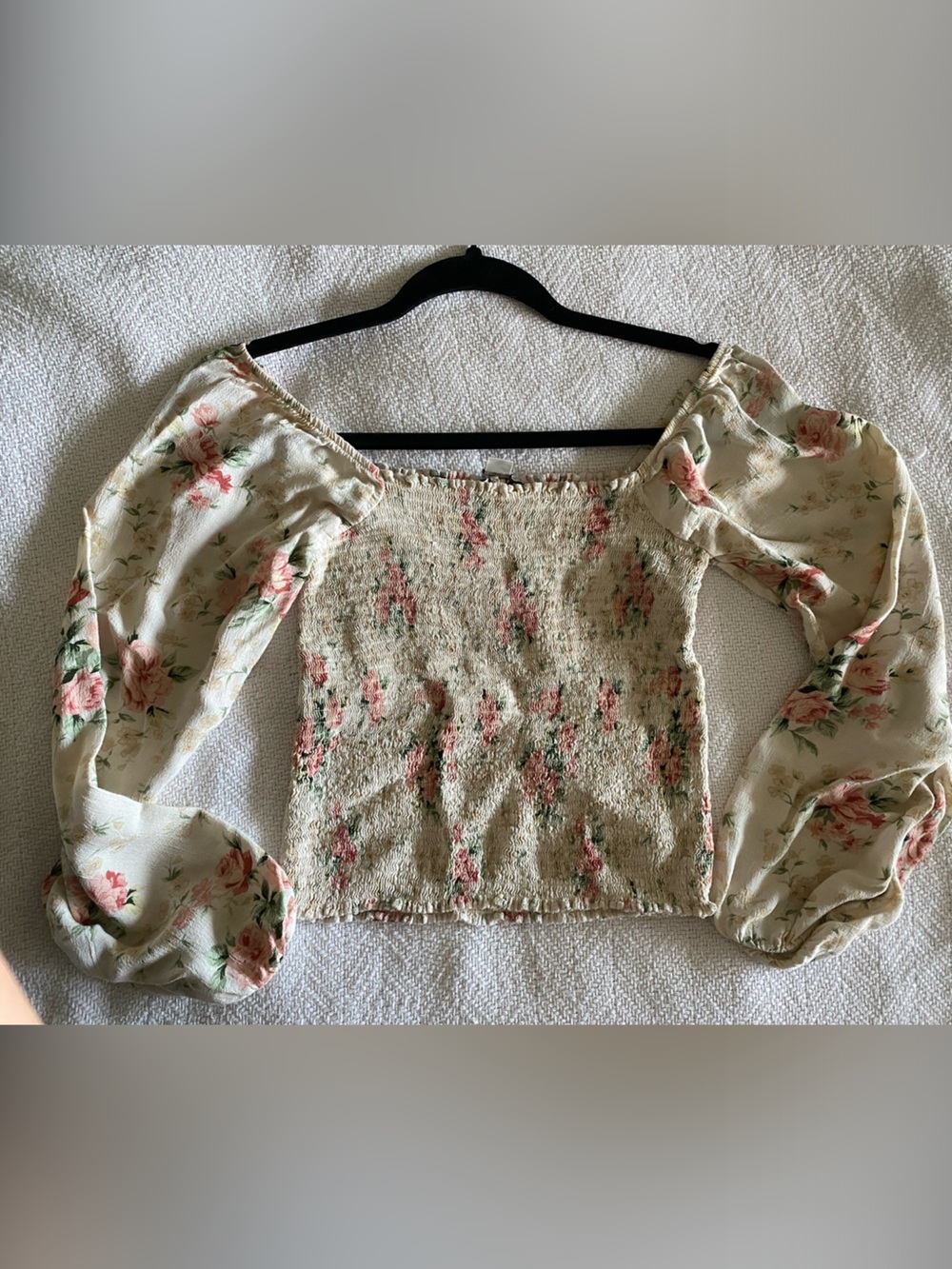 American Eagle Outfitters Cream Floral Smocked Square-Neck Puff Sleeve Top